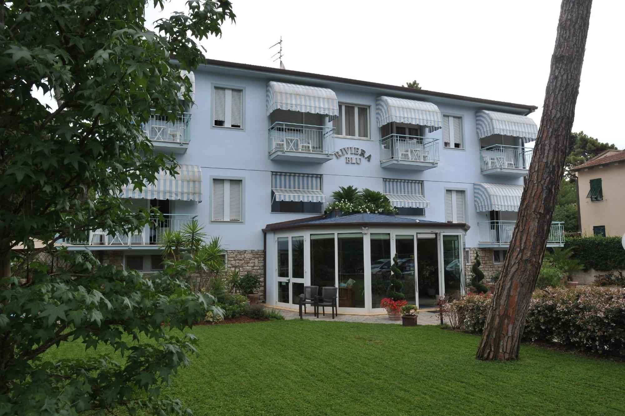 Hotel Riviera Blu Tirrenia Extérieur photo