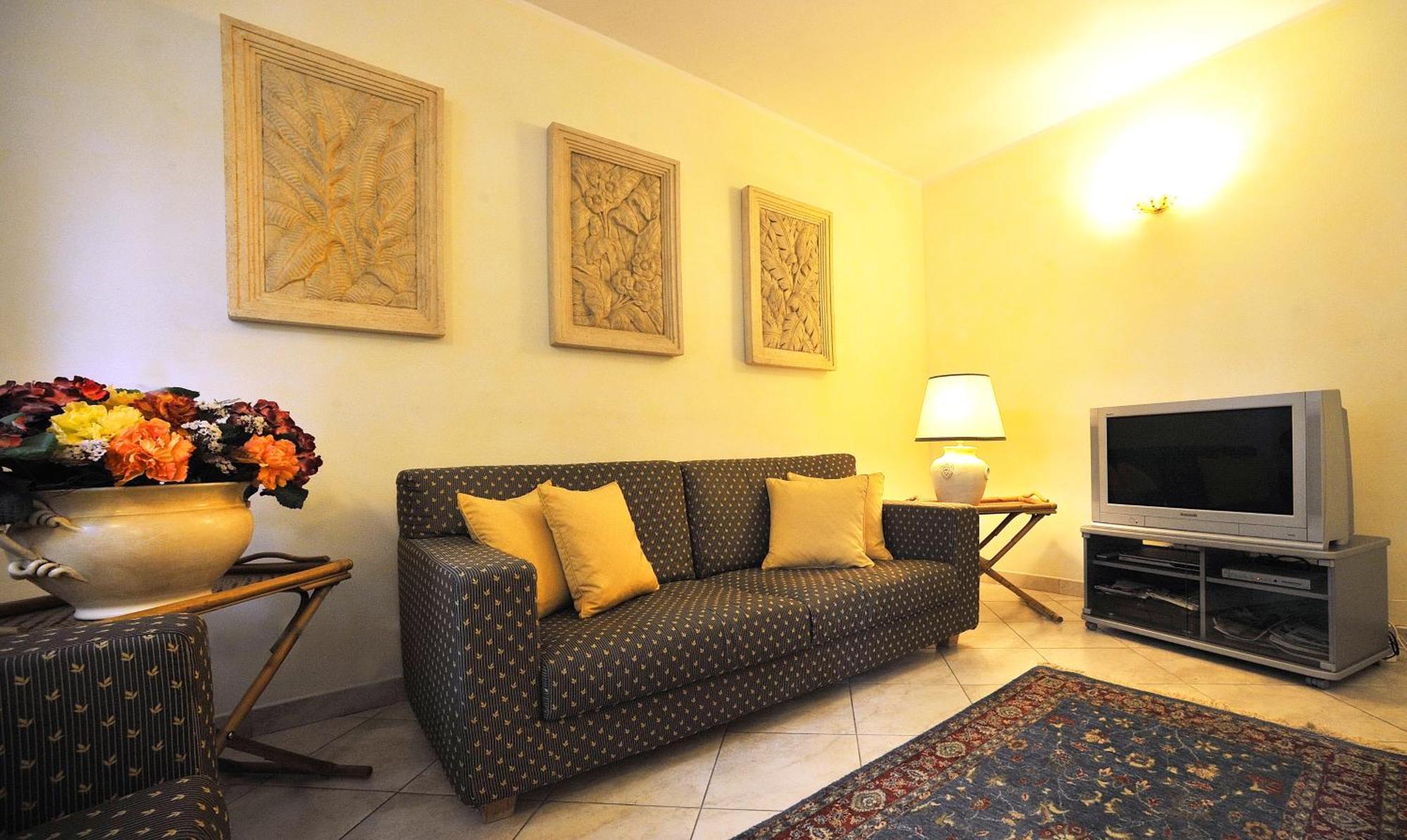 Hotel Riviera Blu Tirrenia Extérieur photo