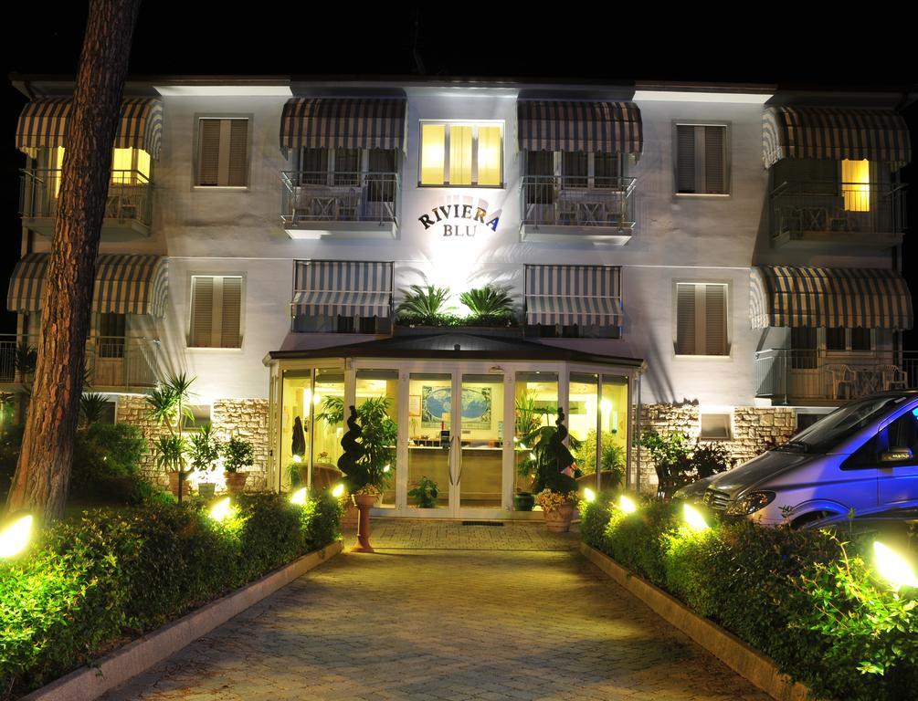 Hotel Riviera Blu Tirrenia Extérieur photo