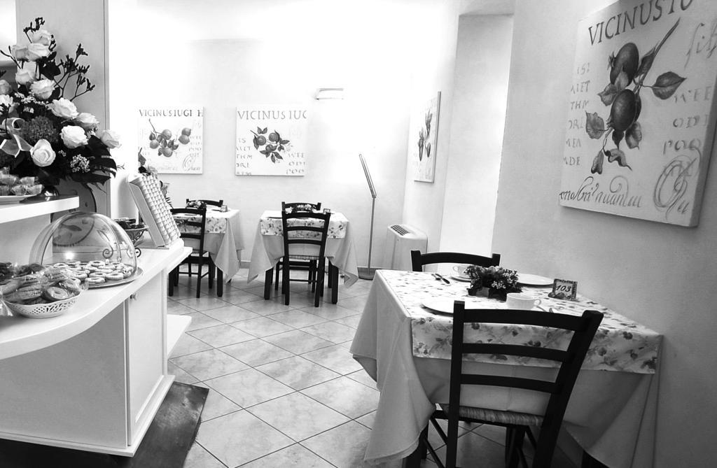 Hotel Riviera Blu Tirrenia Extérieur photo